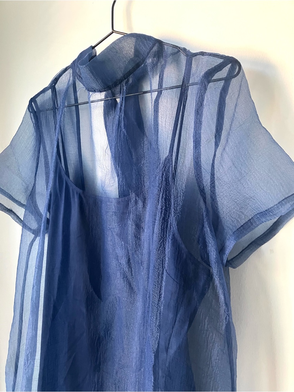 Few Moda Melody Caara Maxi Dress in navy - Picture 6 of 8